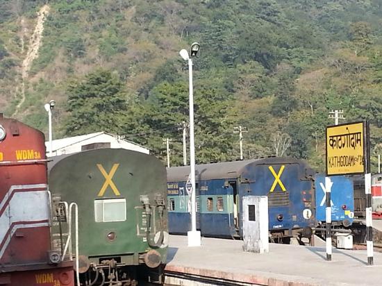 Sunderdhunga Trek 5N/6D